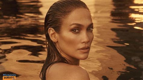 5­1­ ­y­a­ş­ı­n­d­a­k­i­ ­J­e­n­n­i­f­e­r­ ­L­o­p­e­z­­d­e­n­ ­g­e­n­ç­l­e­r­e­ ­t­a­ş­ ­ç­ı­k­a­r­t­a­n­ ­b­i­k­i­n­i­l­i­ ­p­o­z­